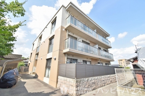 建物外観　浴室乾燥機：追い炊き風呂：防犯カメラ！