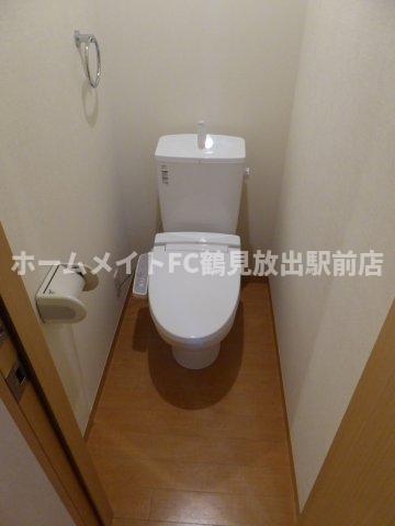 ＪＲ片町線 放出駅 徒歩13分 2階建 築13年のトイレ写真