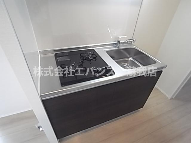 キッチン　コンパクトなキッチンで掃除もラクラク