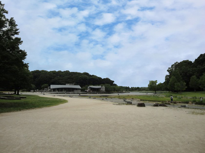 【パサージュ常盤平の公園】