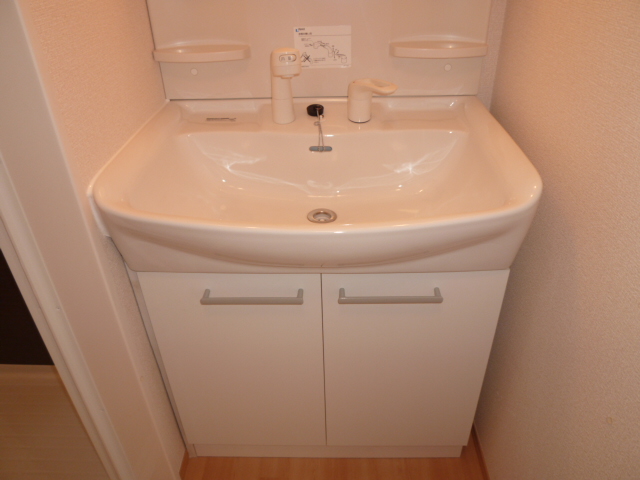 洗面設備　別の部屋の写真です