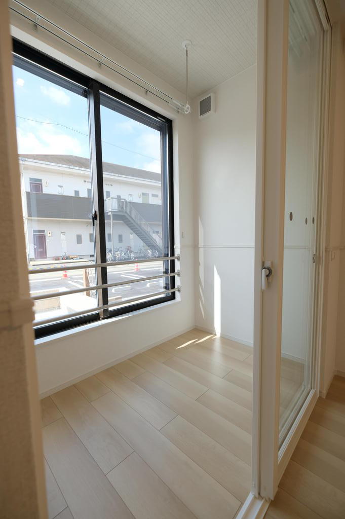 バルコニー　サンルーム