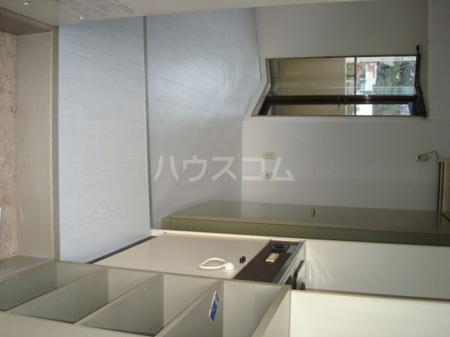 【名古屋市守山区森孝のマンションの玄関】