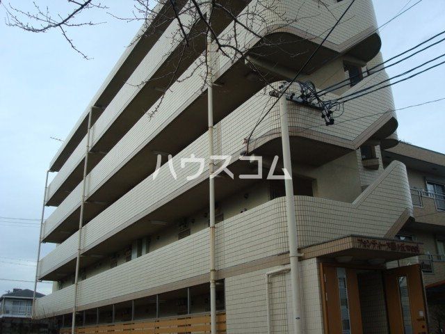 【名古屋市守山区森孝のマンションのエントランス】