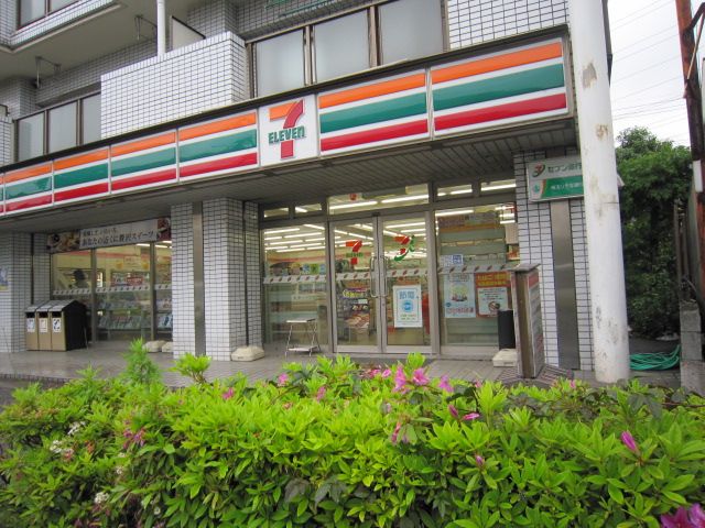 コンビニ　セブンイレブン川口芝西2丁目店（コンビニ）まで490m