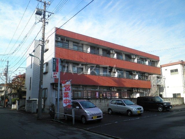 川口市弥平のマンションの建物外観