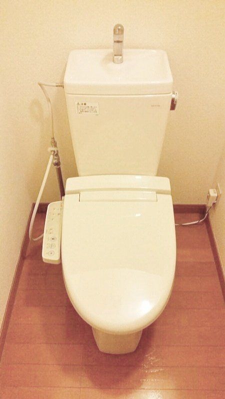 【サニーホームズのトイレ】