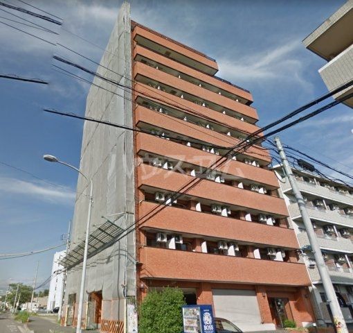 日進市三本木町のマンションの建物外観