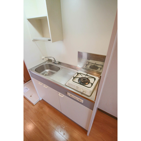 キッチン　同じ建物の別のお部屋