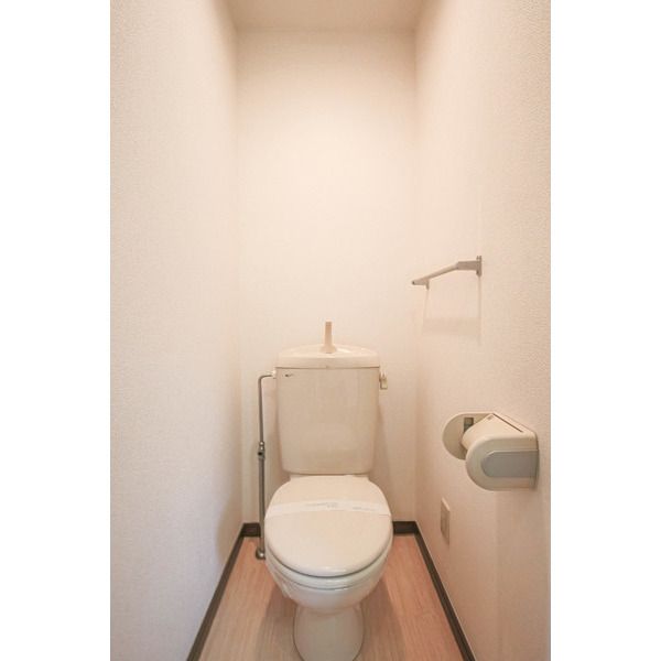 トイレ　同じ建物の別のお部屋