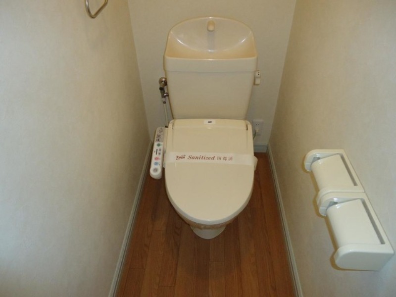 トイレ　図面と現状に相違がある場合には現状を優先