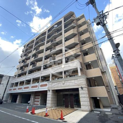 大阪市住之江区中加賀屋のマンションの建物外観