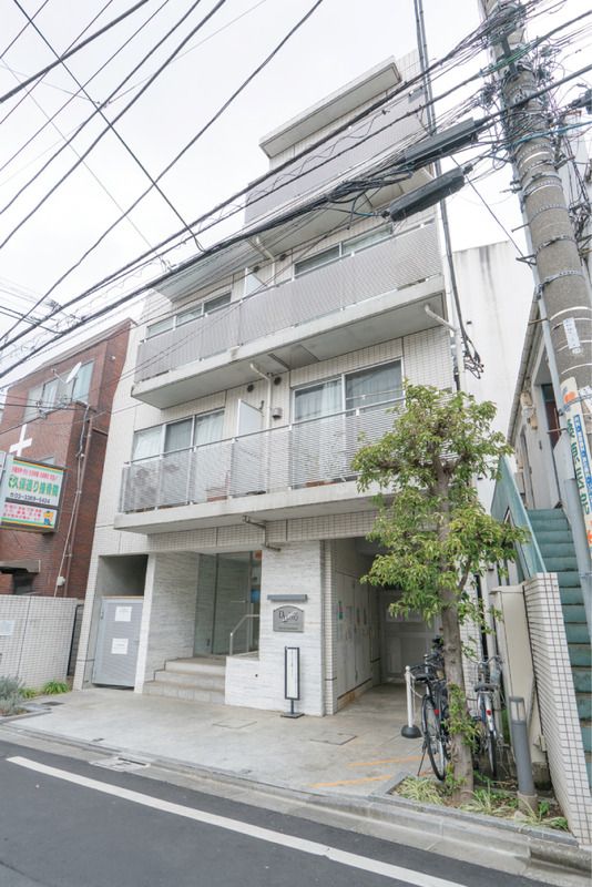 プレール・ドゥーク北新宿IIIの外観