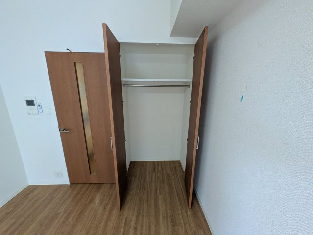 玄関　プログレッソ鶴舞※反転タイプ