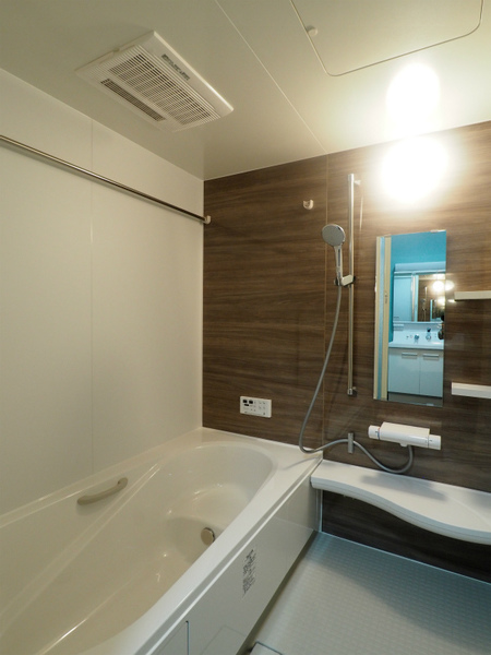バス・シャワールーム