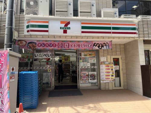 コンビニ　セブンイレブン 新板橋駅前店（コンビニ）まで85m