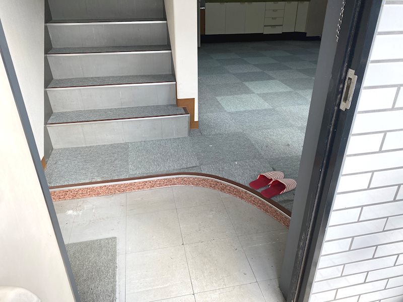 玄関　玄関です。