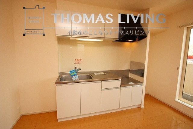 キッチン　コンロ設置可。お好きなコンロを設置下さい。