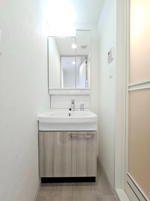 洗面設備　別室の参考写真です。※現況優先