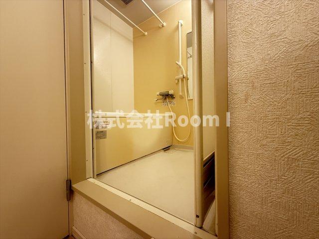 バス・シャワールーム　ゆったり過ごせるお風呂です