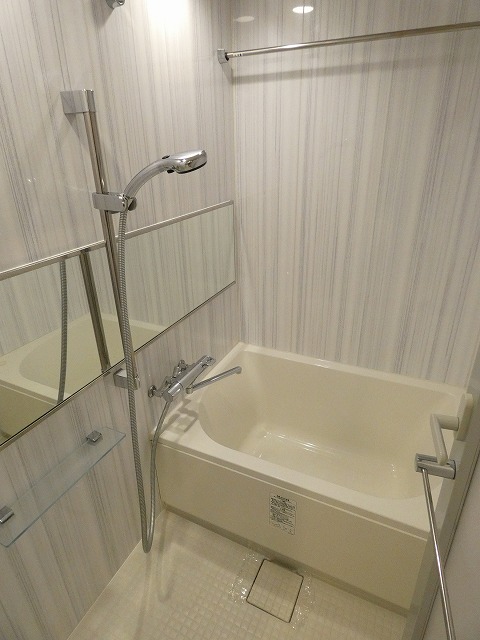 バス・シャワールーム　バス※別部屋参考写真