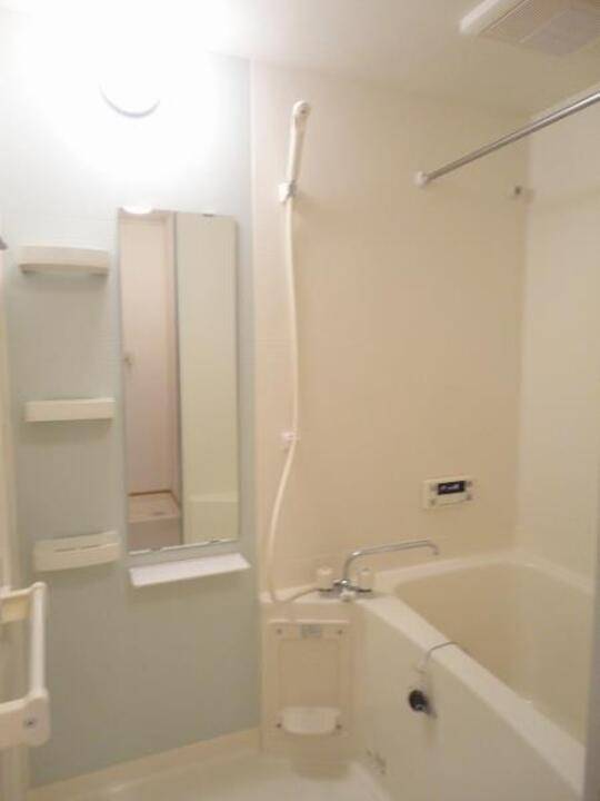 バス・シャワールーム　浴室