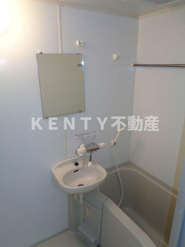 バス・シャワールーム　日々の疲れを癒すお風呂付です