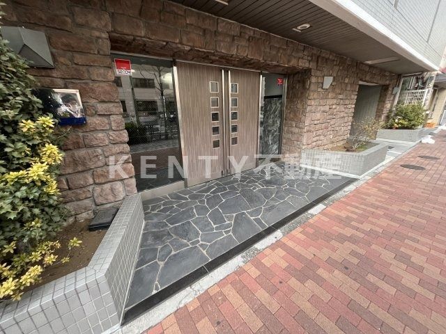 洗面設備　脱衣スペースもあります