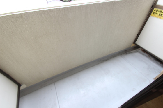 バルコニー　※別号室の写真です