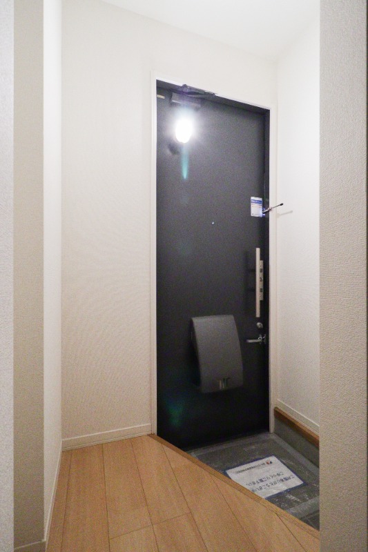 玄関　図面と現状に相違がある場合には現状を優先