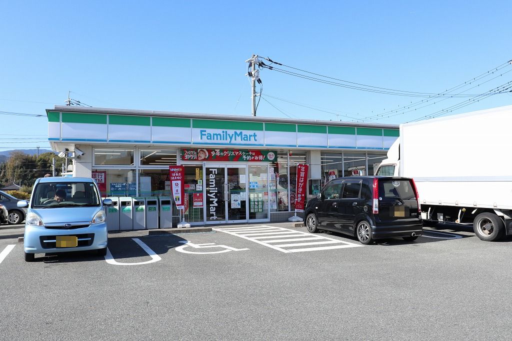 コンビニ　ファミリーマート 基山長野店（コンビニ）まで290m