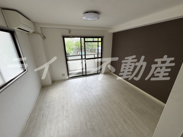 居室・リビング　ゆったりとした居間です