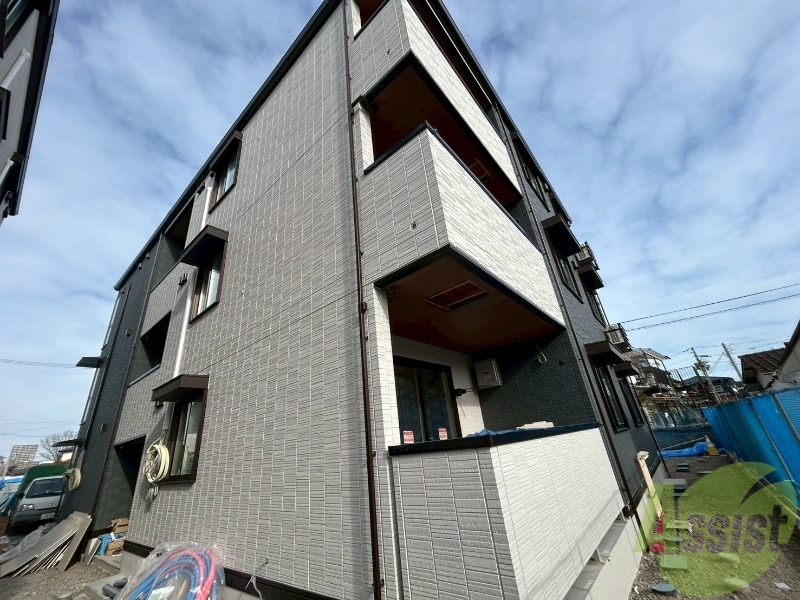 玄関　※建築中