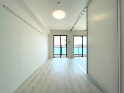 居室・リビング　同間取り、別号室写真です。