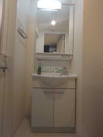 洗面設備　※参考写真です。似た間取り・他部屋の写真となります。