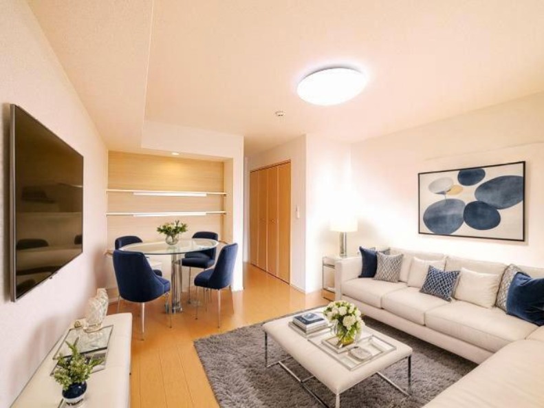 居室・リビング　CGで家具等を配置したもので家具等は含まれません