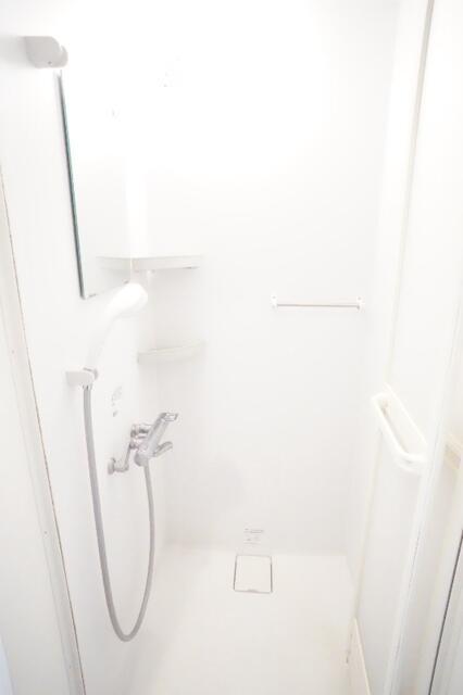 バス・シャワールーム　?