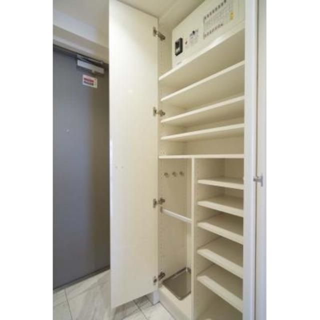 玄関　ゆったりとした玄関です