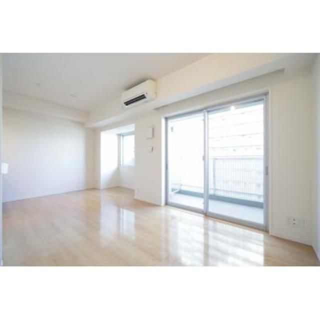 居室・リビング　ゆったりとした居間です