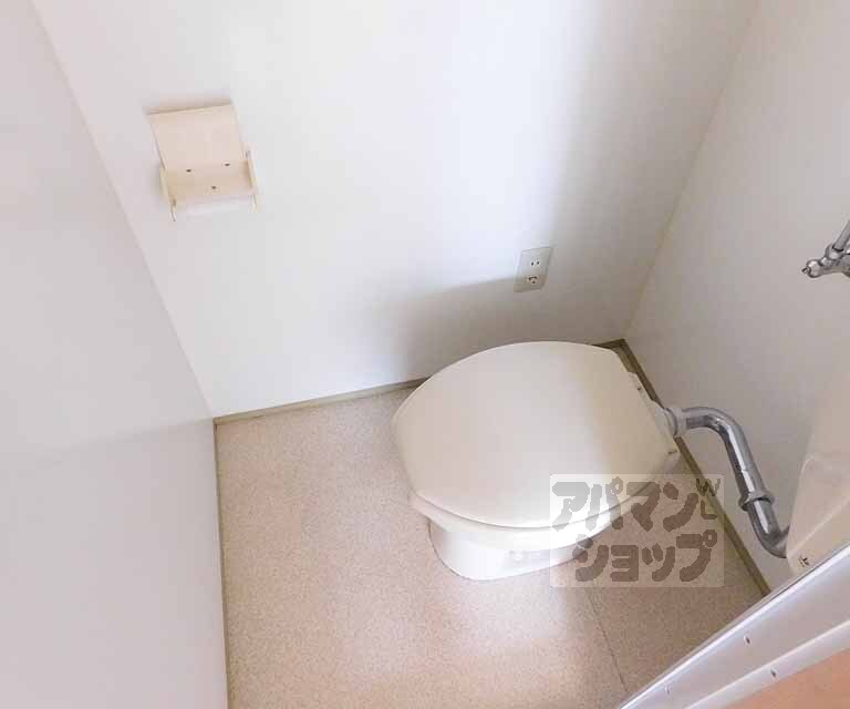 トイレ　コンパクトで綺麗です