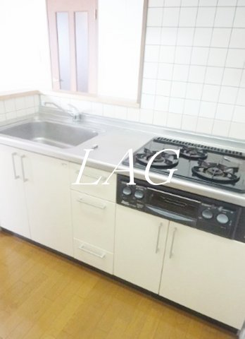 キッチン　キッチンです。