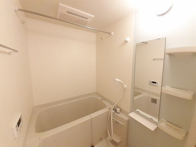 バス・シャワールーム　日々の暮らしに欠かせないお風呂です