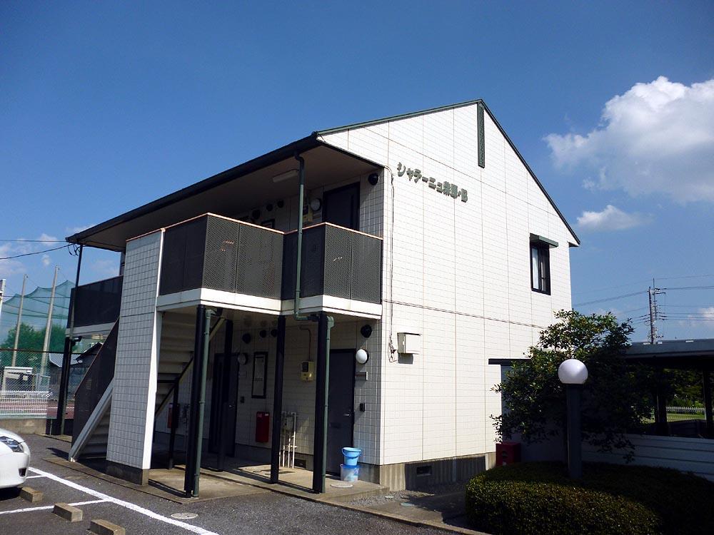 エントランス　日当たりの良い南向きです。