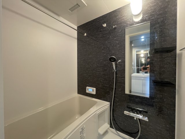 バス・シャワールーム　エル・セレーノ新大阪北　浴室