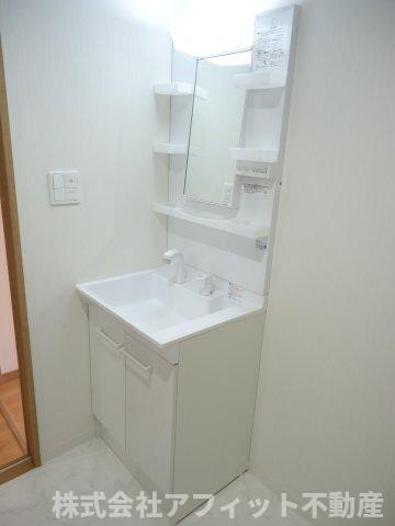 洗面設備　洗髪洗面化粧台