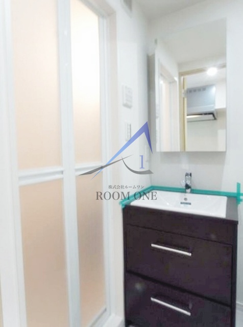 洗面設備　洗面台です。