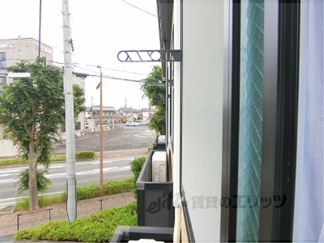 バルコニー　物干しのみ