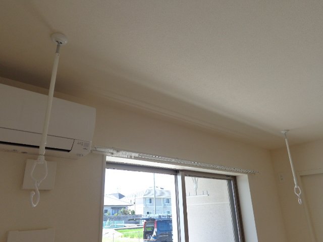 その他設備　室内物干