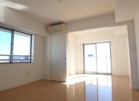 居室・リビング　☆明るい居室☆