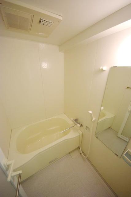 バス・シャワールーム　別部屋参考写真